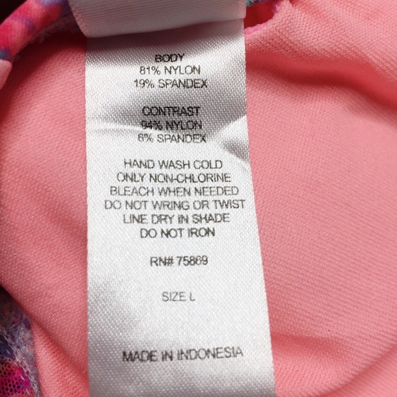 Lauren James swim set - Picture 8 of 9